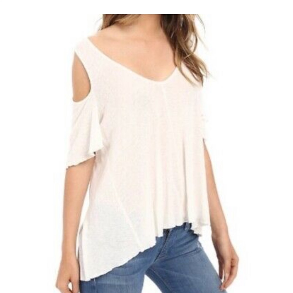 Free People “Bittersweet” cold shoulder white tee!